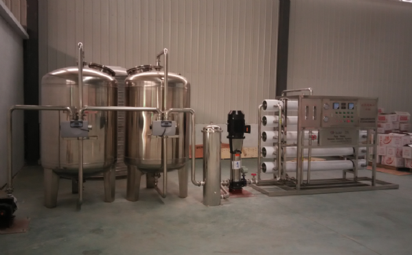 廣饒食品10T反滲透設備安裝